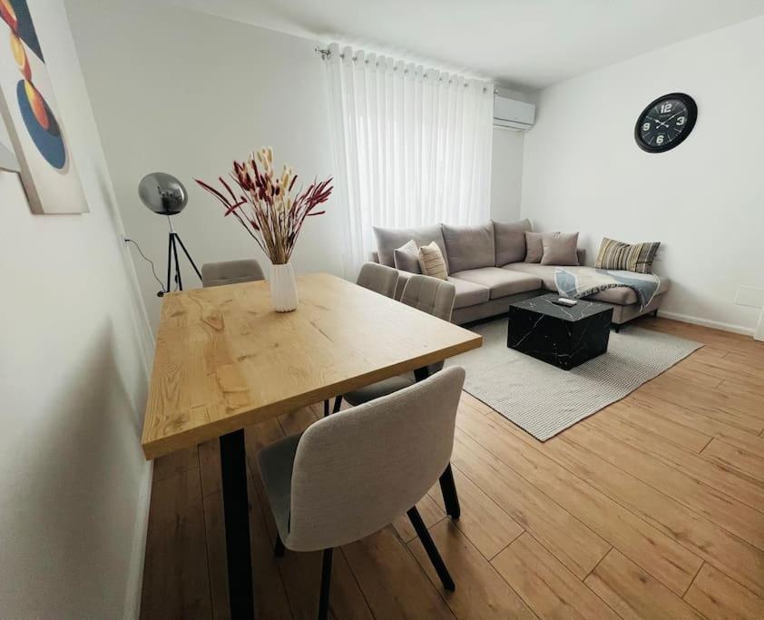 Modern Apt Near City Centre Shkodër エクステリア 写真